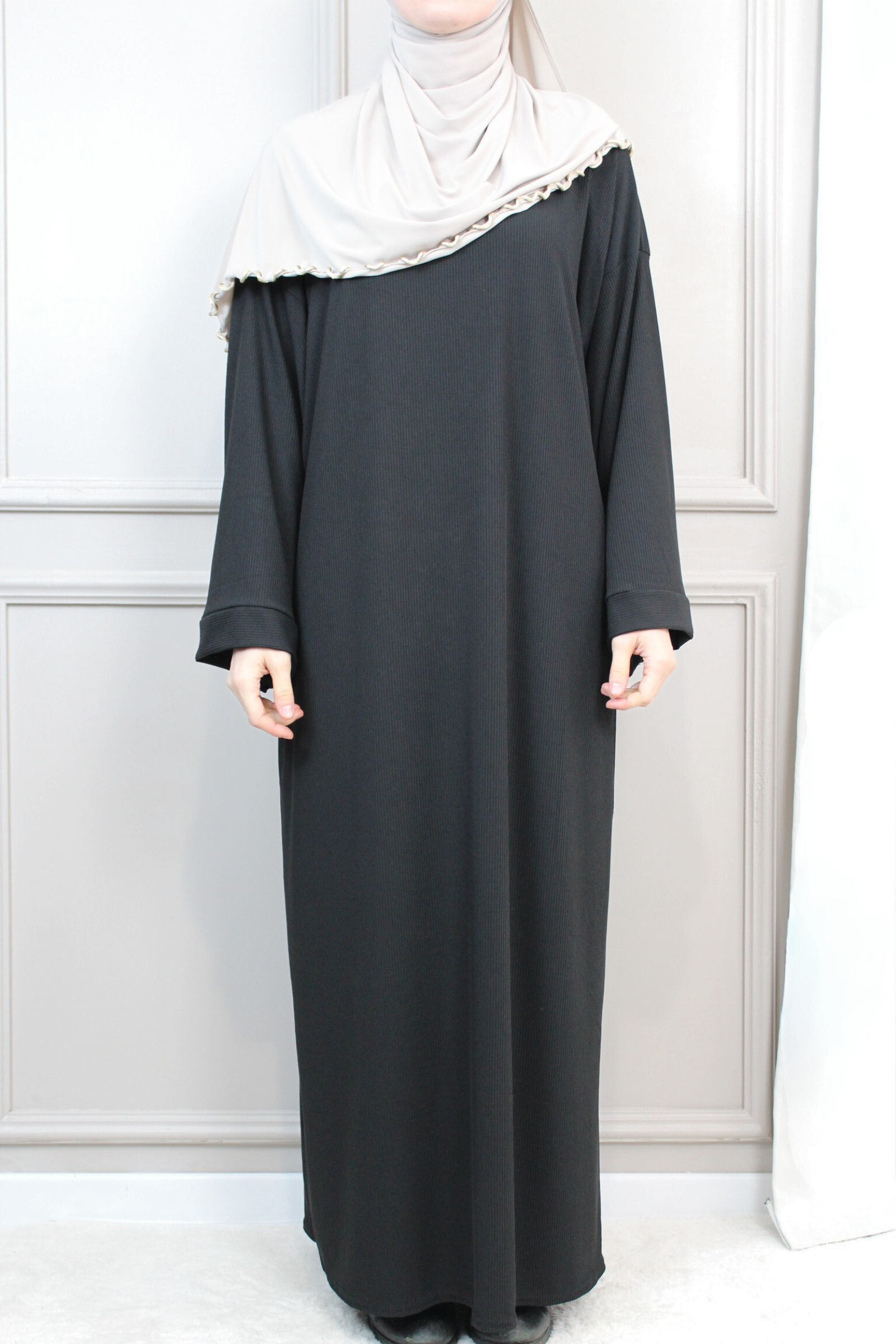 Abaya Amanah gerippt