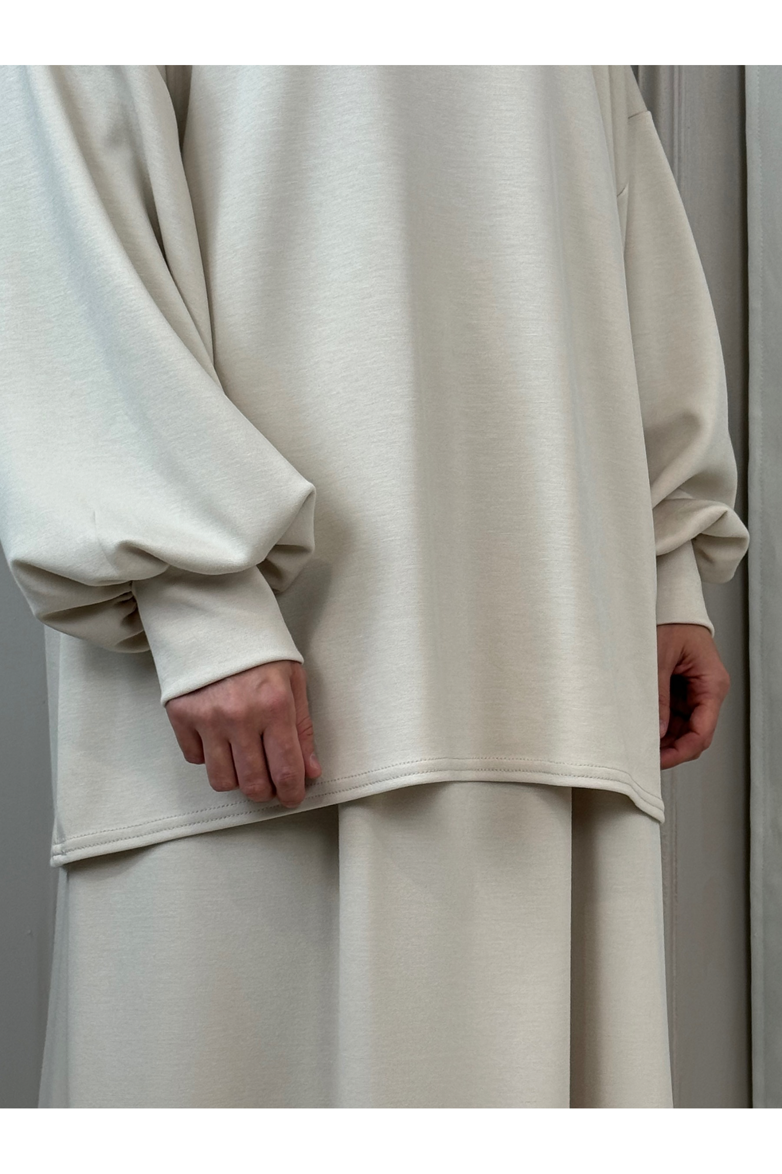 Zweiteiler Safiya mit Rock Beige