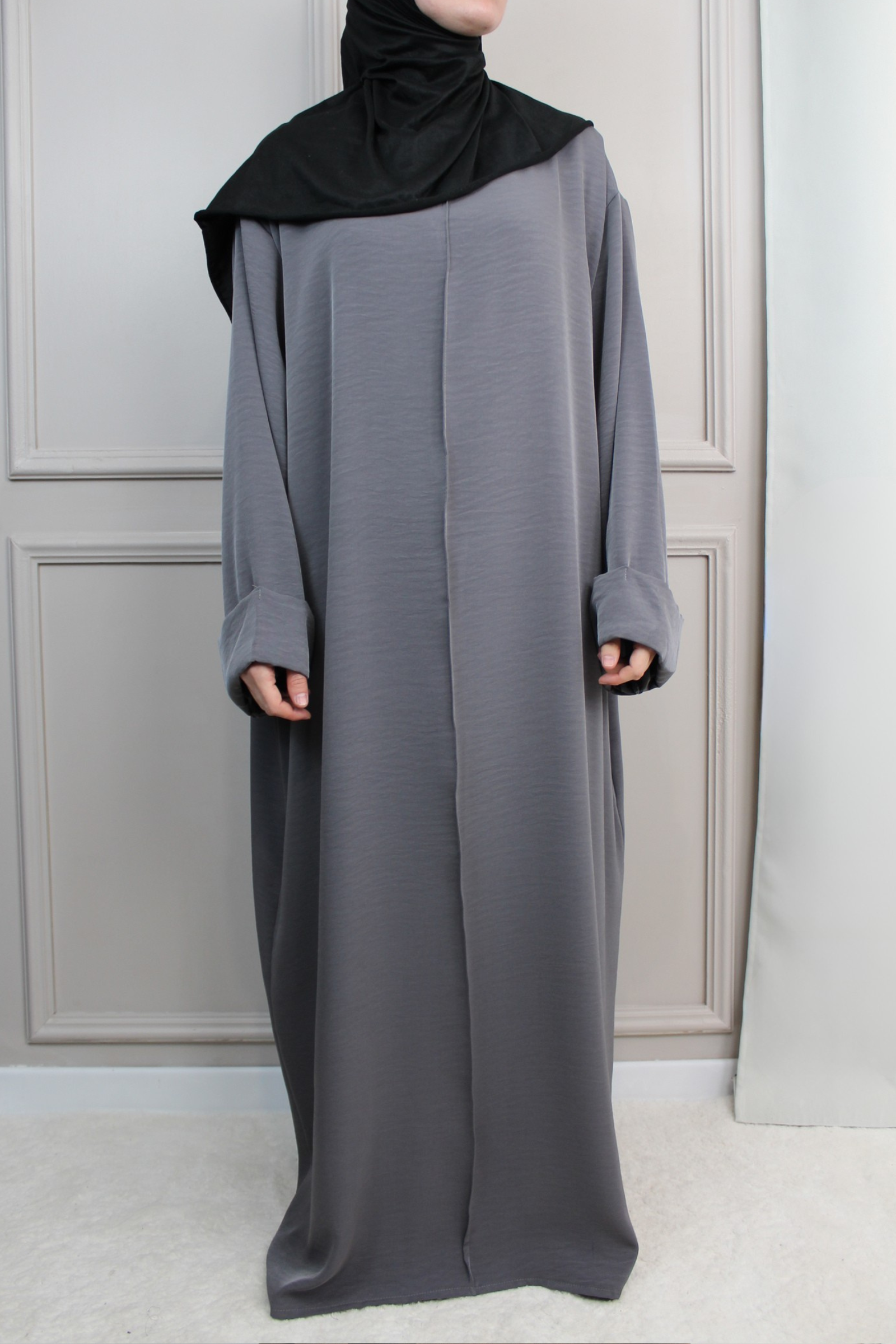 Abaya Mina