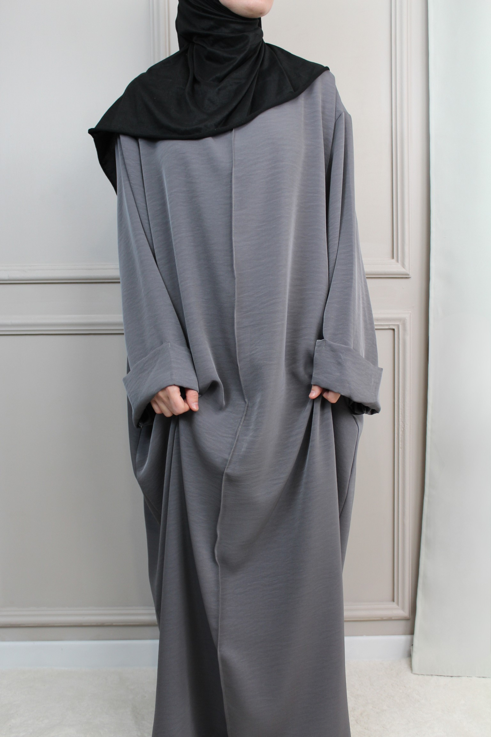 Abaya Mina