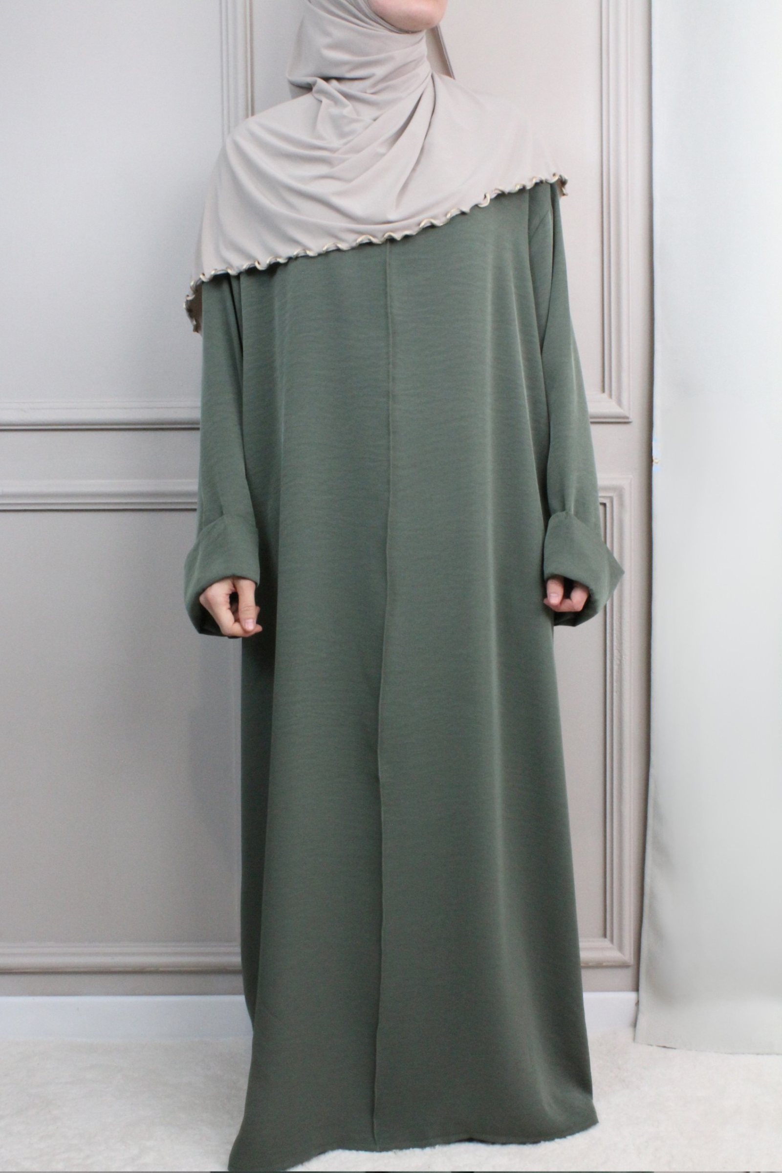 Abaya Mina
